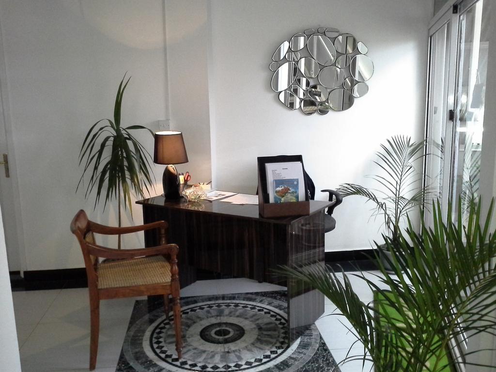 Hello Guest House Катр-Борн Экстерьер фото